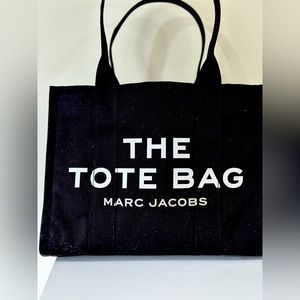 🤍🖤MARC JACOBS.                                                New Never Used!